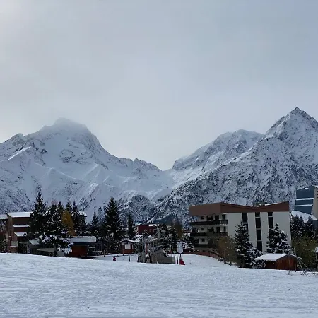 The Paradise 2 Alpes لو دوز آلب