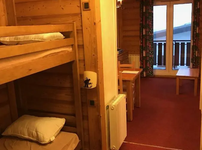 The Paradise 2 Alpes Apartment *